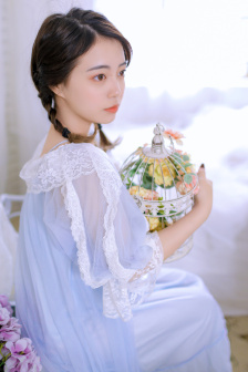 男男小黄车高速车藤蔓